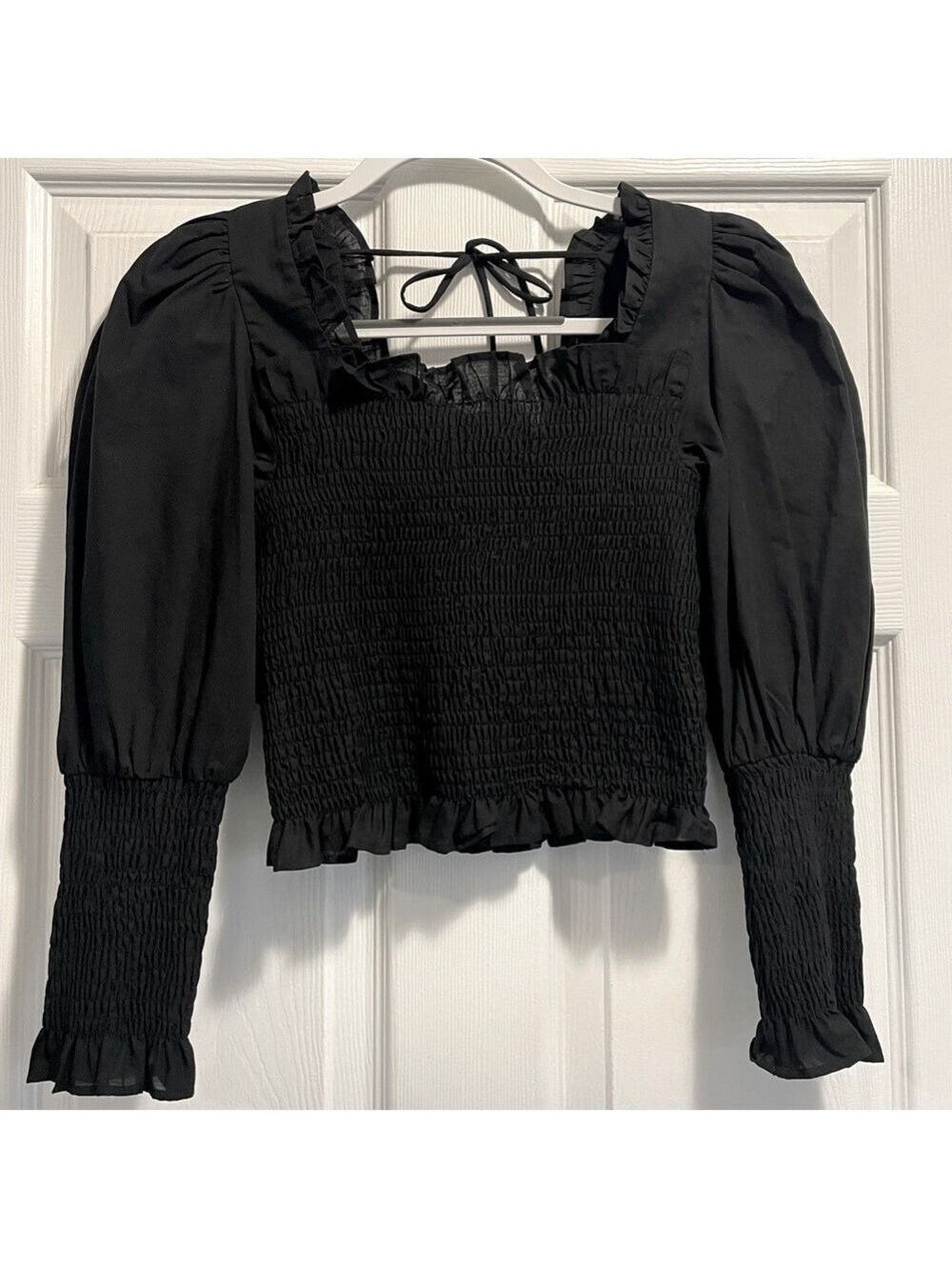 TOPSHOP Women’s Black Smocked Ruffled Puff Long Sleeve blouse Top Size 4 NWOT